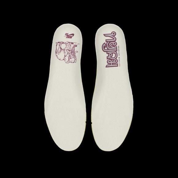 Nike SB Nyjah Free Atmosphere Grey True Berry - Picture 6 of 8